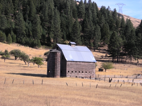 Barn Series 21015 Blewitt Pass 